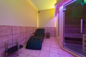 Pool und Sauna