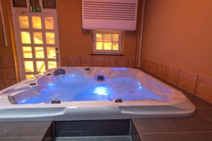 Pool und Sauna