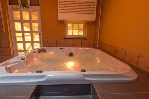 Pool und Sauna