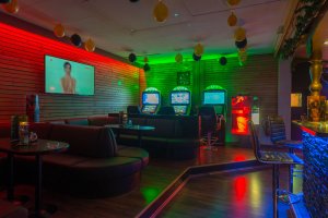 Bar